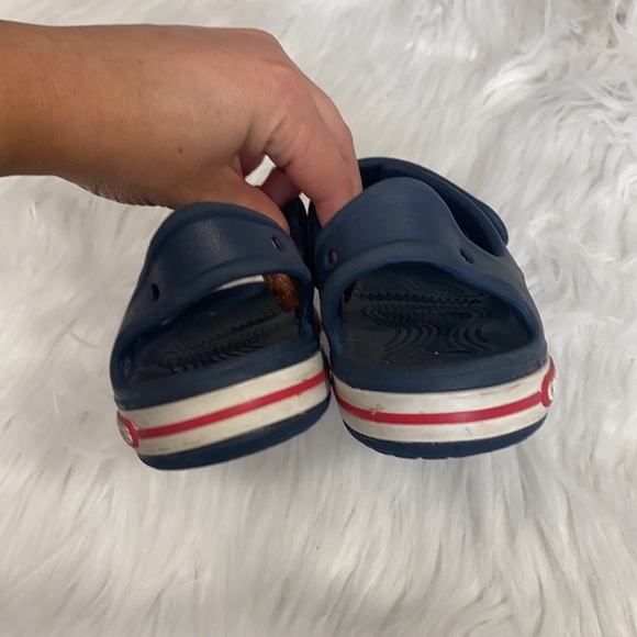 Kids Navy Blue Crocs Sandals Velcro Summer Shoe - Picture 4 of 5